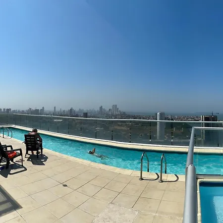 Apartamento Con Sensacional Vista Al Mar En *